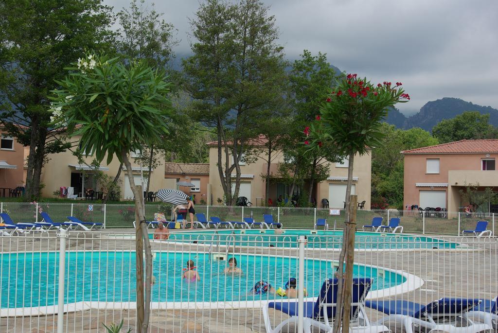 Apartamento Chez Twin&Twin Santa-Maria-Poggio  Exterior foto