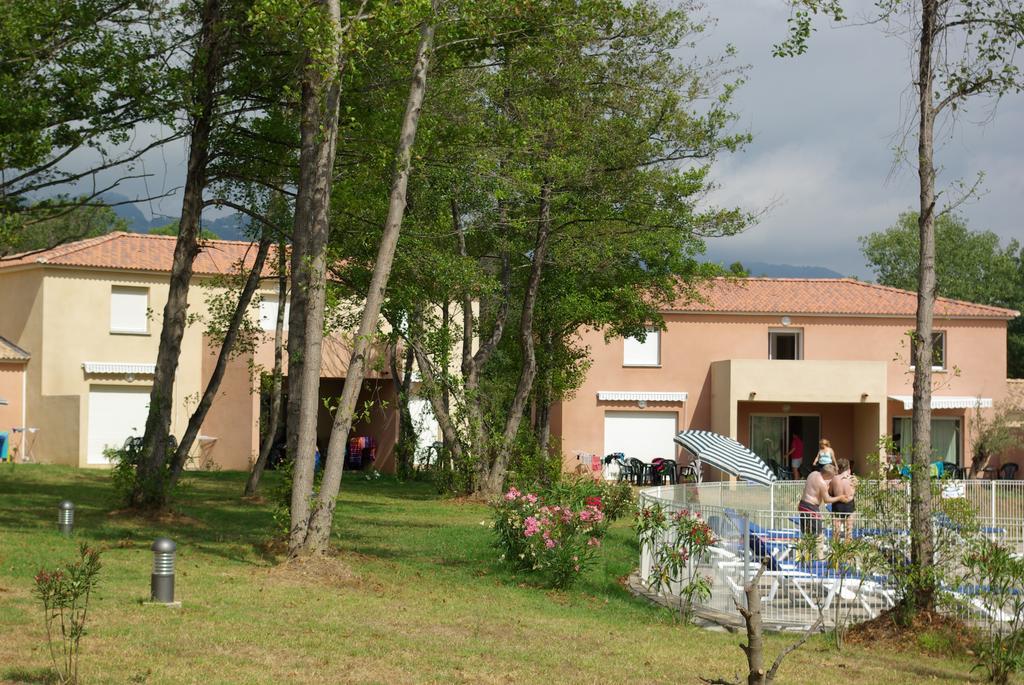 Apartamento Chez Twin&Twin Santa-Maria-Poggio  Exterior foto